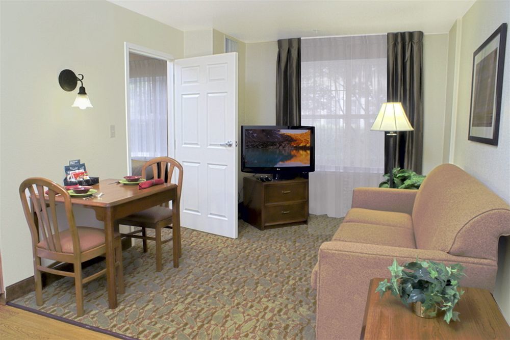 Homewood Suites By Hilton Newark Fremont Exterior photo